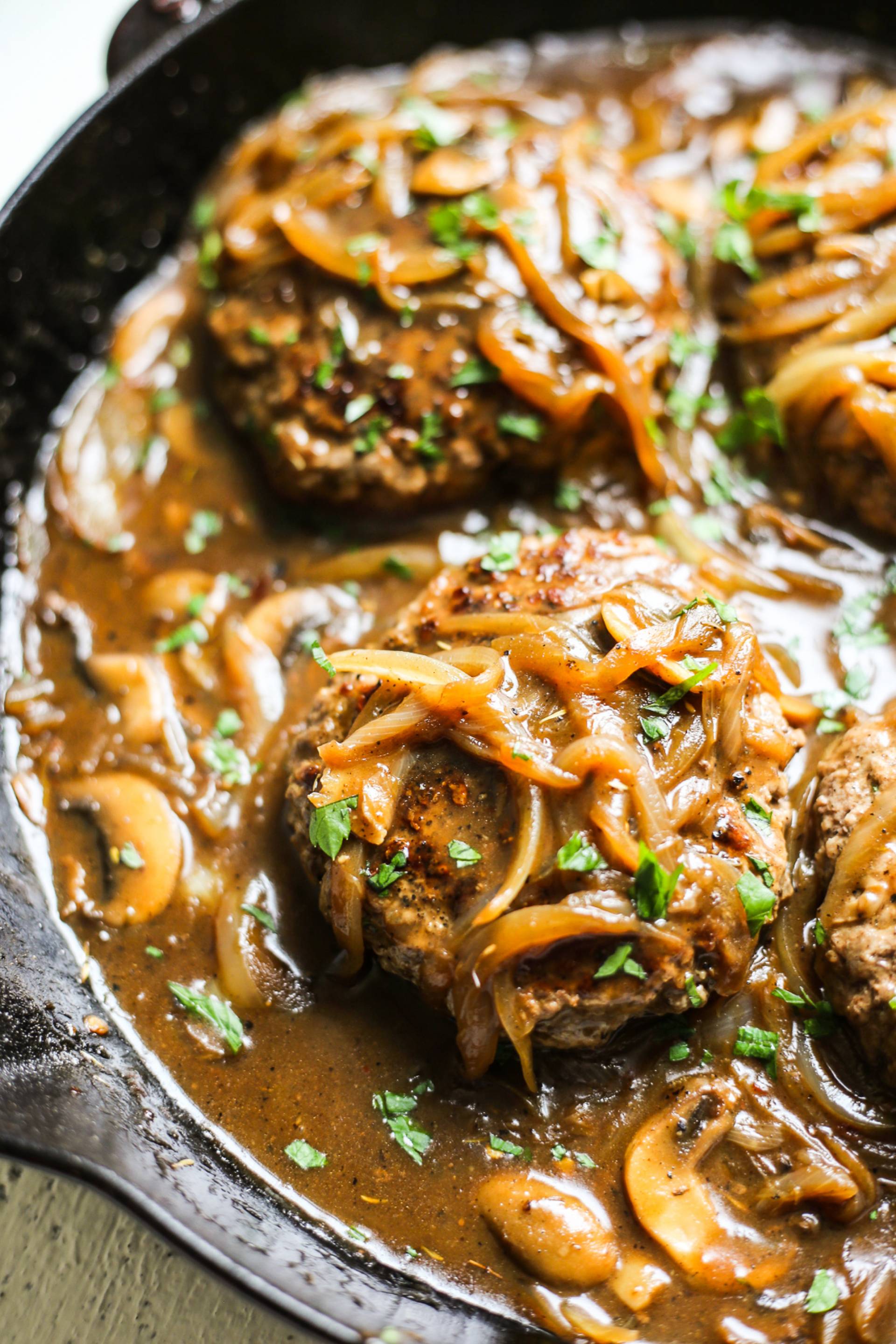 LOW CARB-Steak Burger with Caramelized Onions and Mushrooms